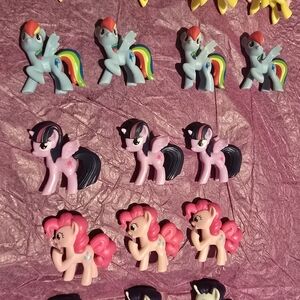 Vintage 1 Inch My Little Pony Figurine Set
